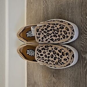 Hey Dude Leopard